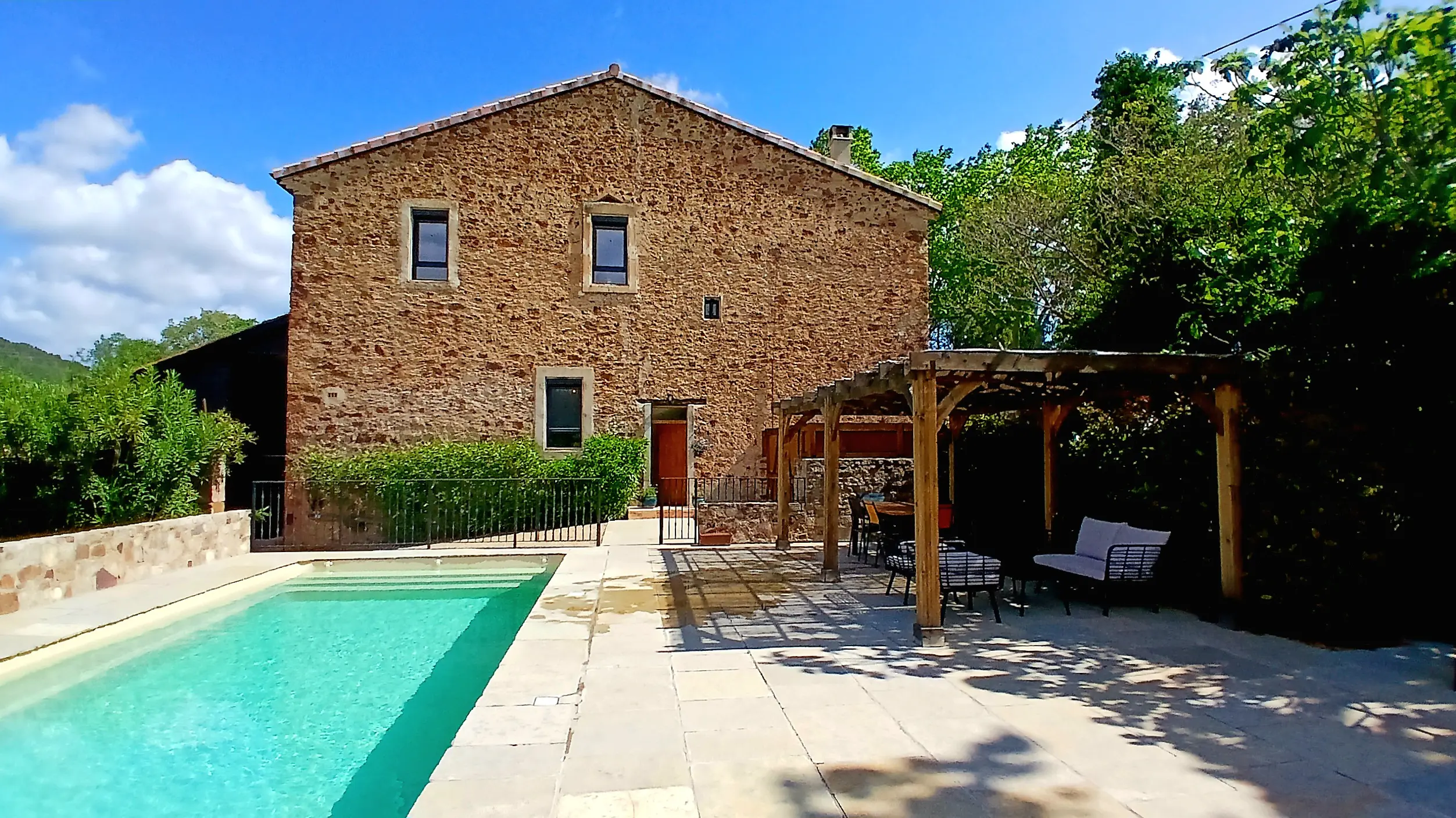 Detached House Of 217 M² In Saint Chinian, France