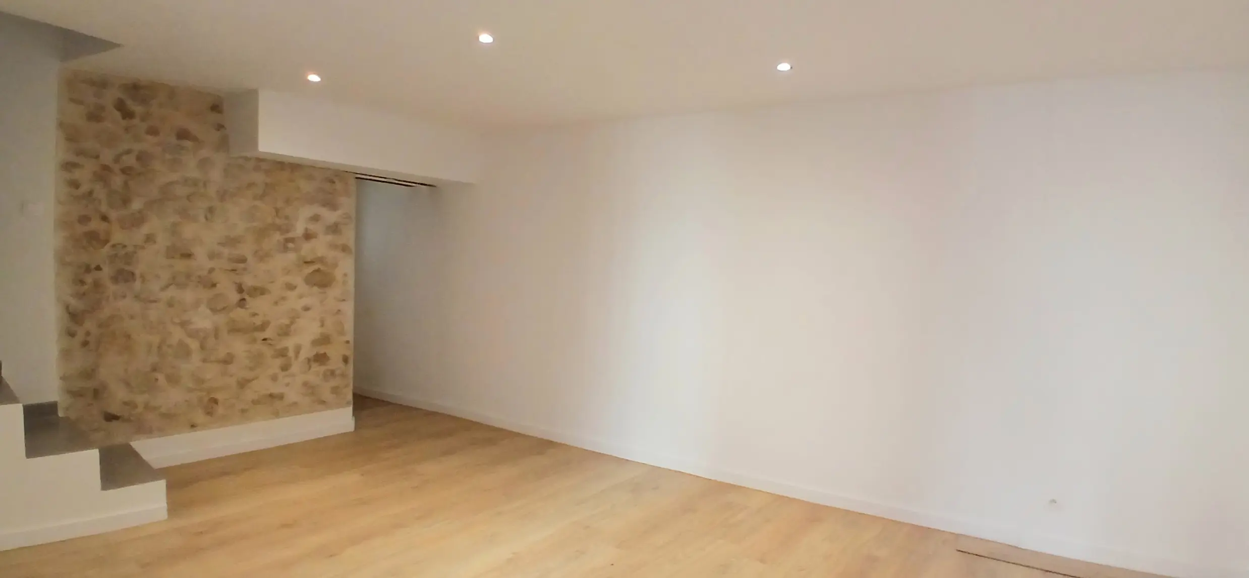 House Of 50 M² In Magalas