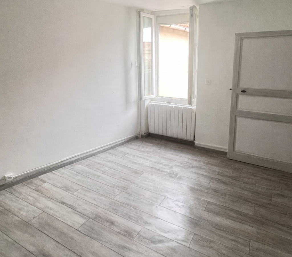 2-bedroom House In Magalas, France (50 M²)