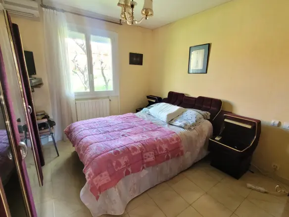 3-bedroom Detached House In Saint Genies De Fontedit, France (100 M²)