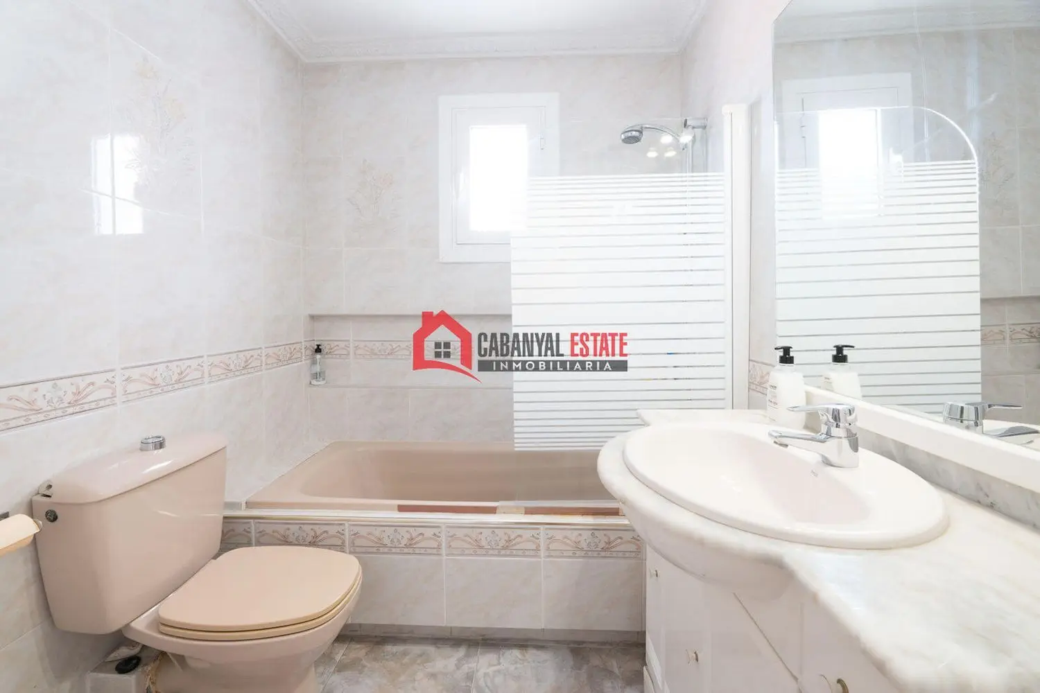 Apartment Of 92 M² In Valencia, Spain