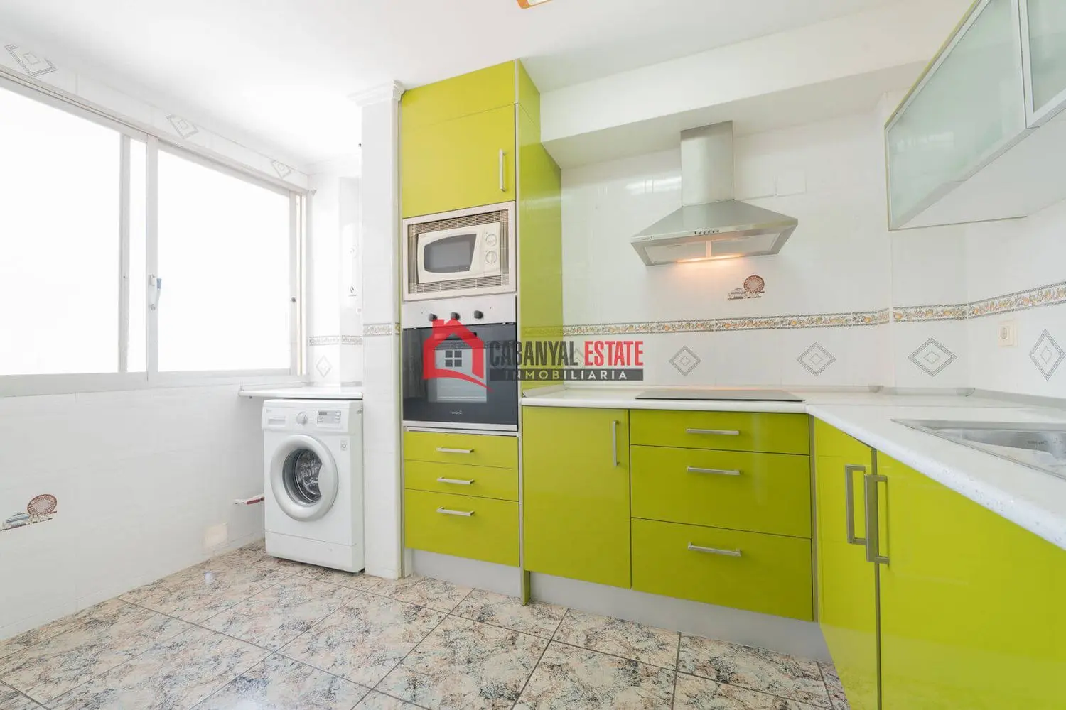 Apartment Of 92 M² In Valencia, Spain