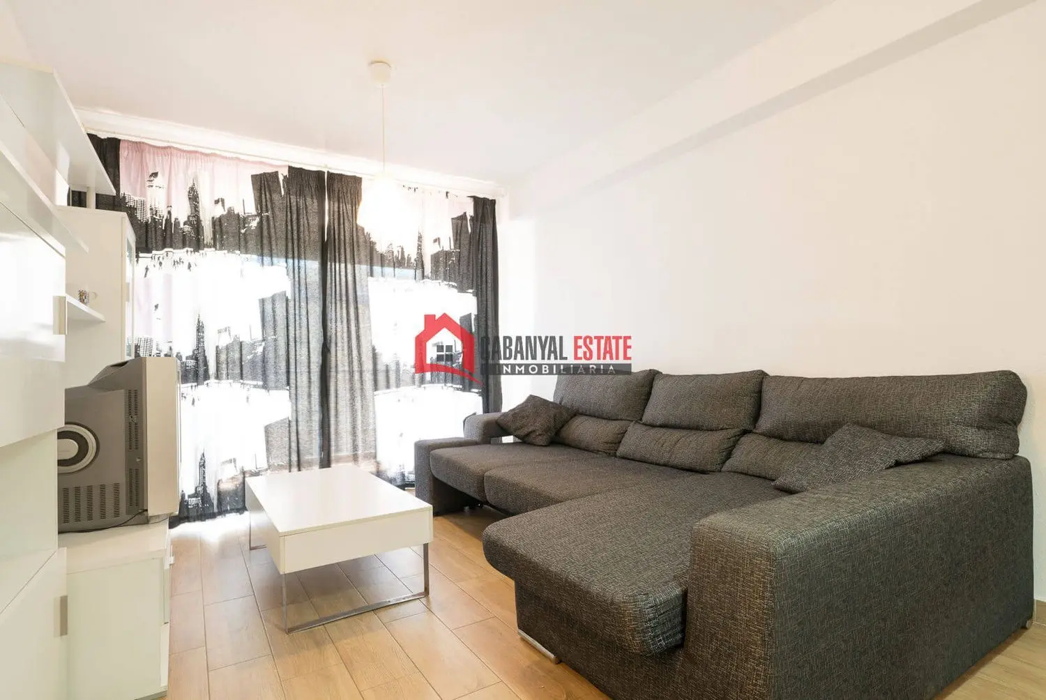 Apartment Of 92 M² In Valencia, Spain