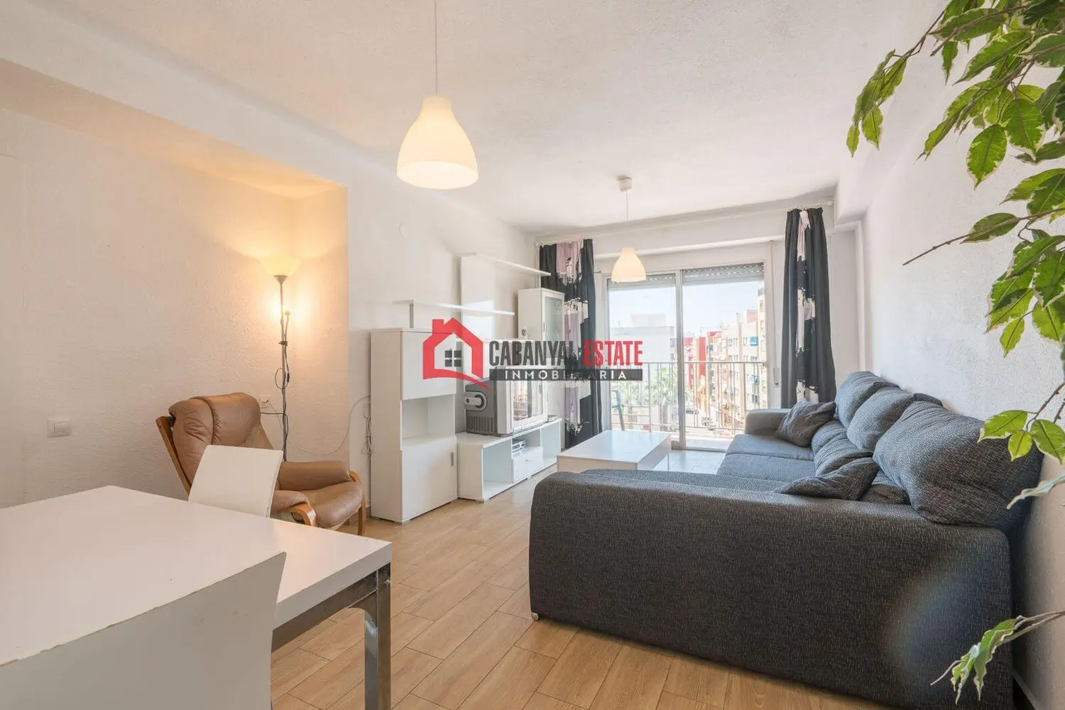 Apartment Of 92 M² In Valencia, Spain