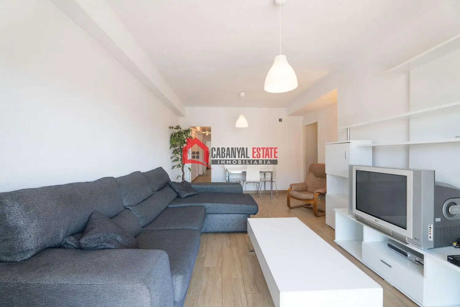 Apartment Of 92 M² In Valencia, Spain
