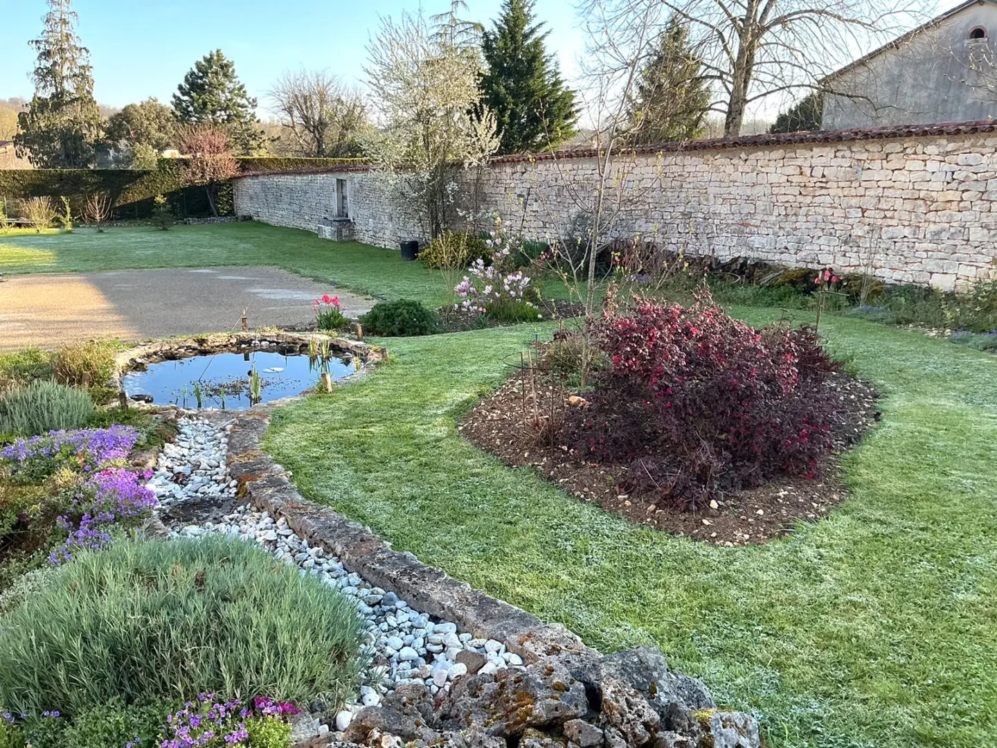 Detached Village House Of 0 M² With Views And Country Gardens In Verteuil