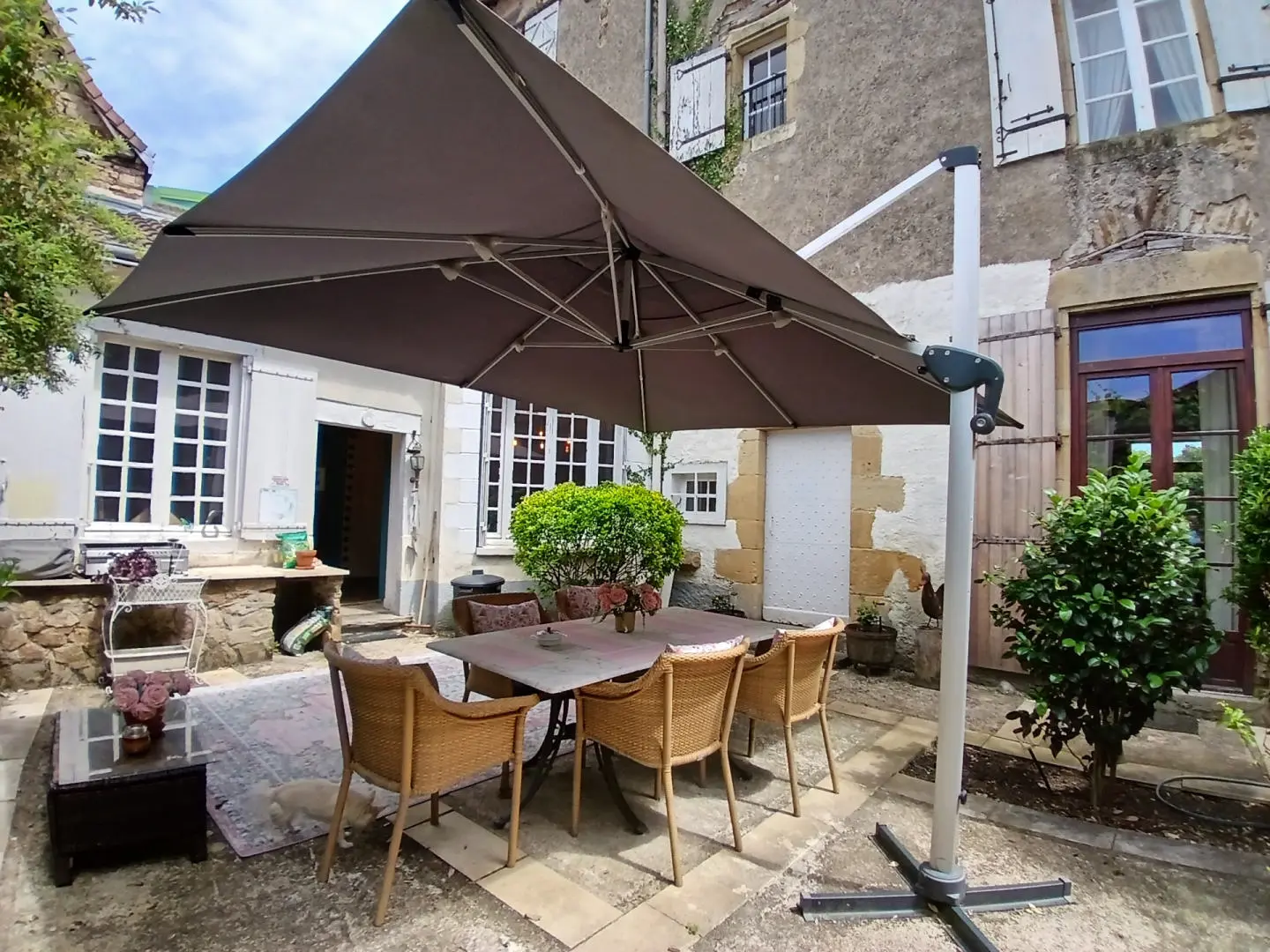 Village House Of 14 Rooms With Château Views In Dordogne