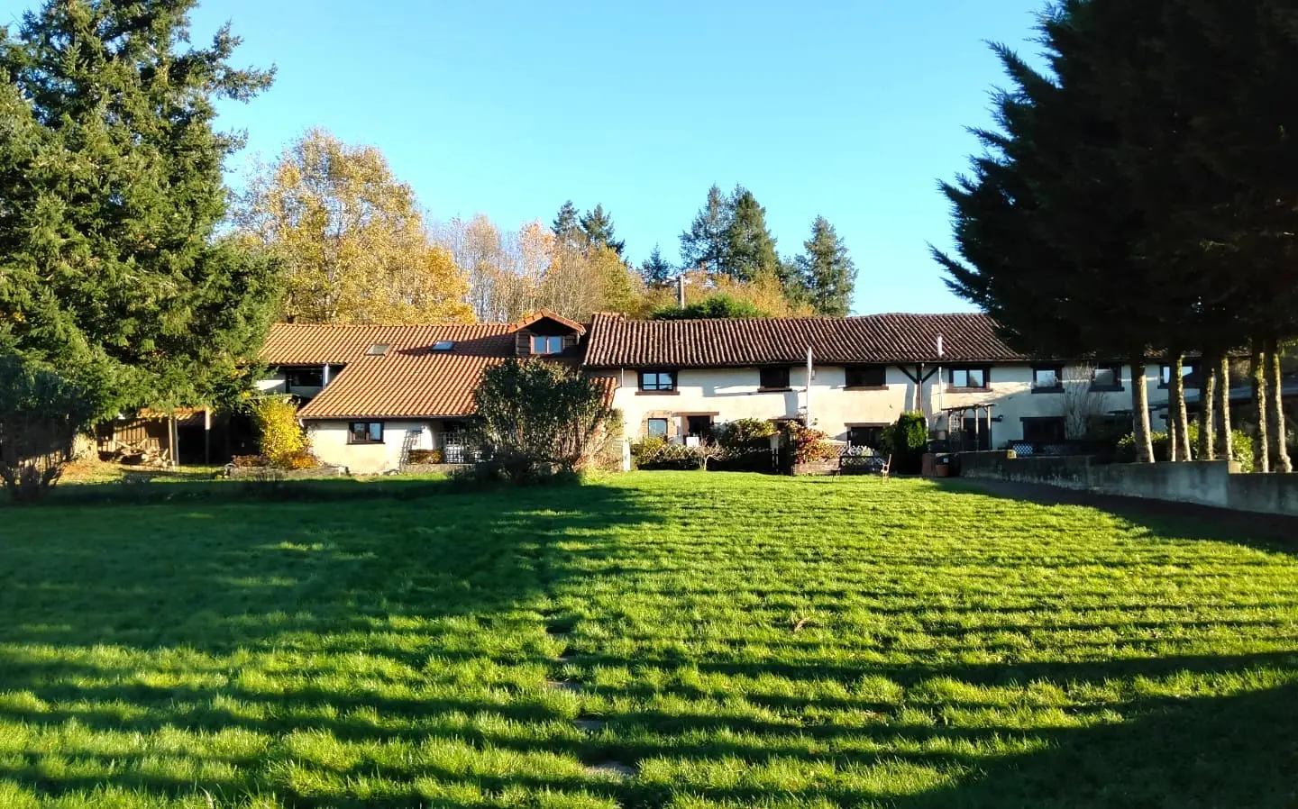 15-bedroom Country House In Pressignac, France (612 M²)