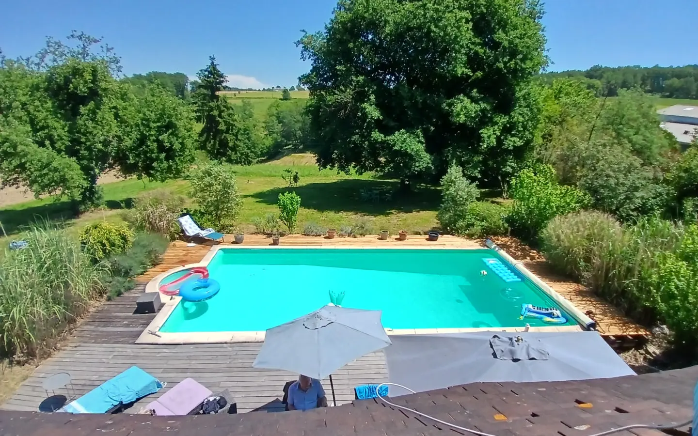 5-bedroom House In Jumilhac-le-grand, France (187 M²)