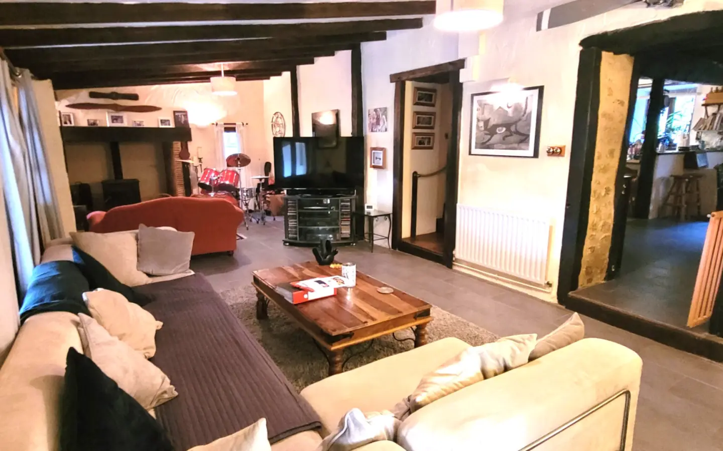 15-bedroom Country House In Pressignac, France (612 M²)