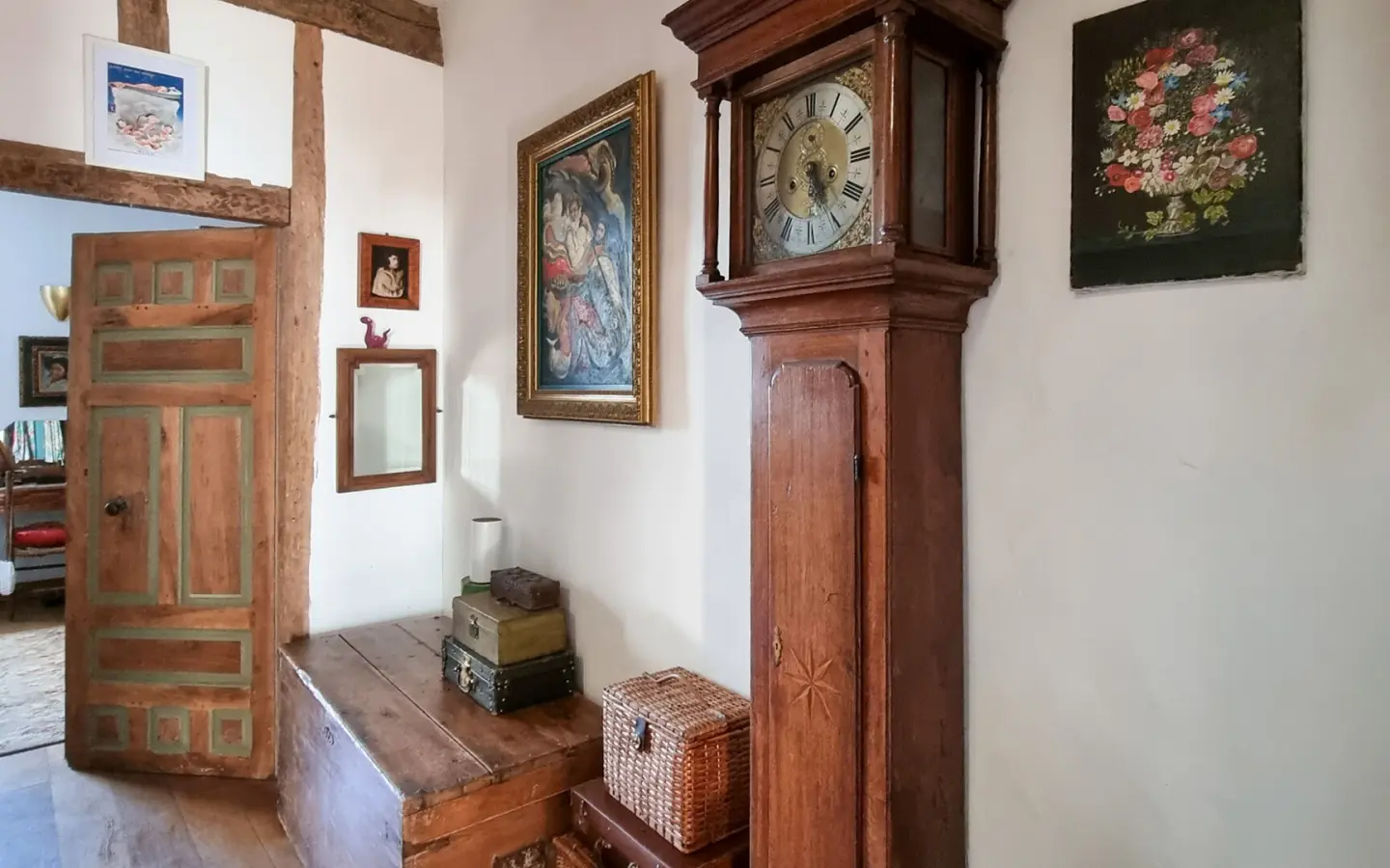 4-bedroom House In Mirepoix, France (196 M²)