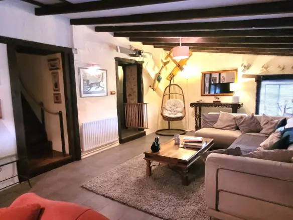 15-bedroom Country House In Pressignac, France (612 M²)