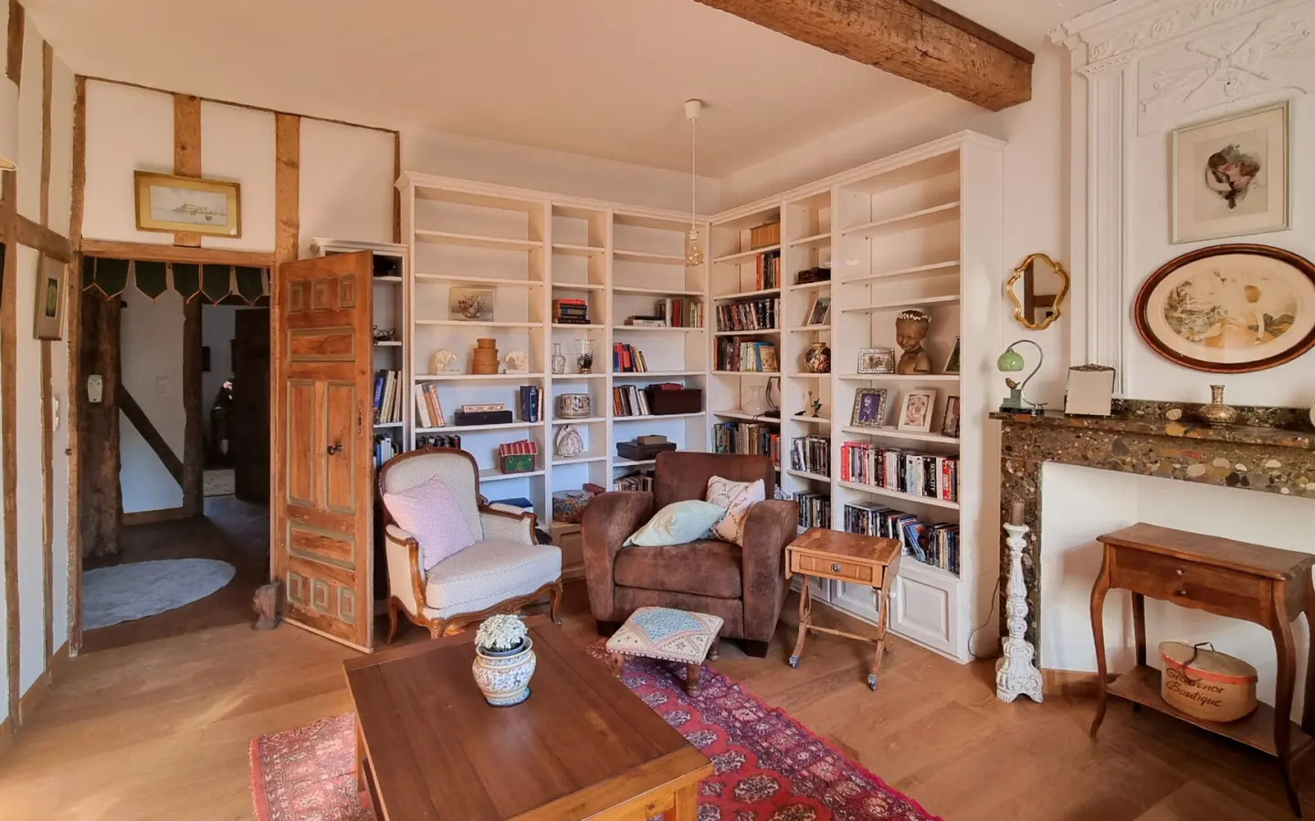 4-bedroom House In Mirepoix, France (196 M²)