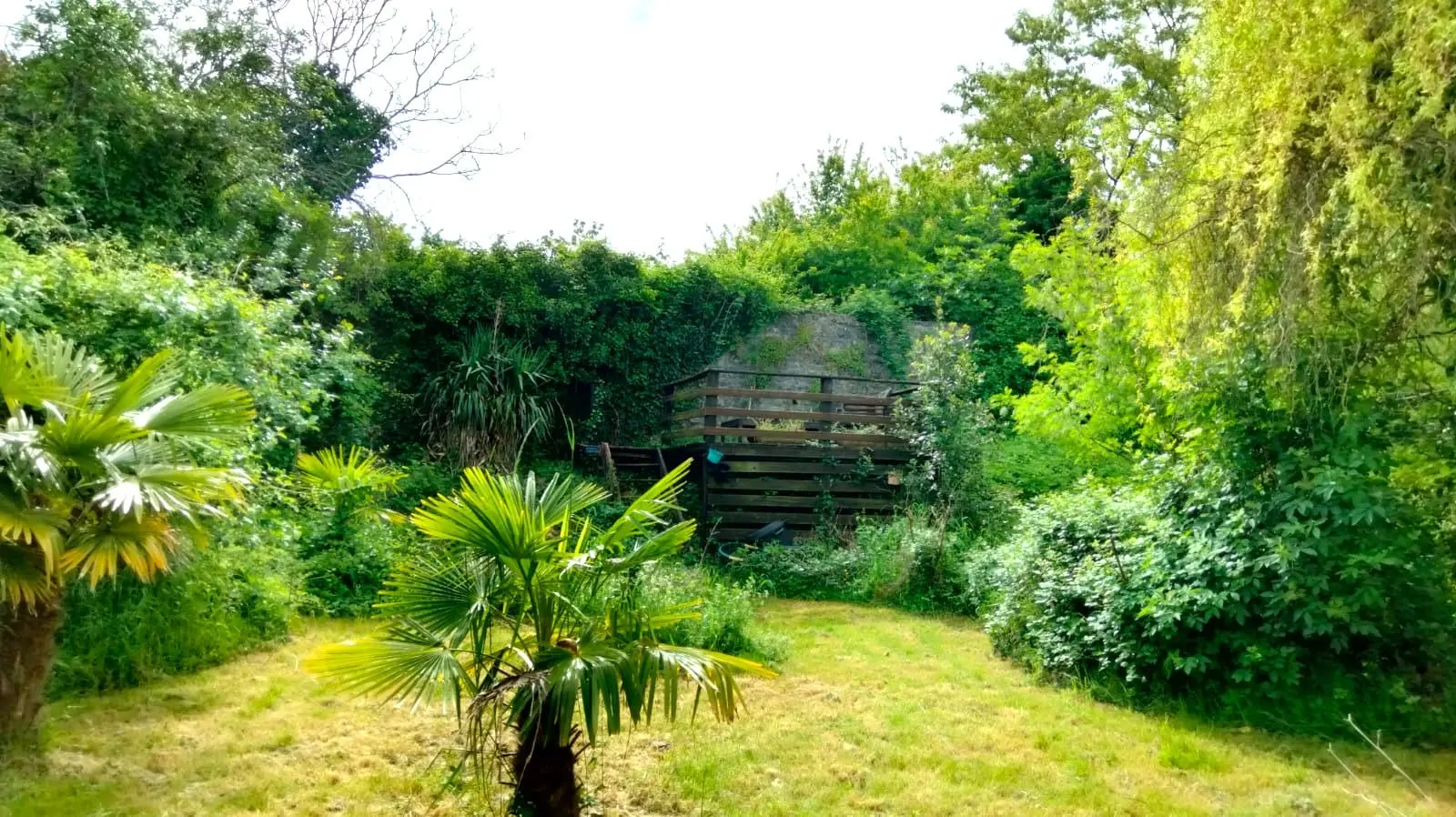 Country House Of 3 M² With 3 Bedrooms, Gîte, Pool, Outbuildings In Fontenille