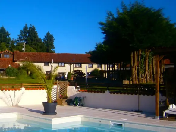 15-bedroom Country House In Pressignac, France (612 M²)