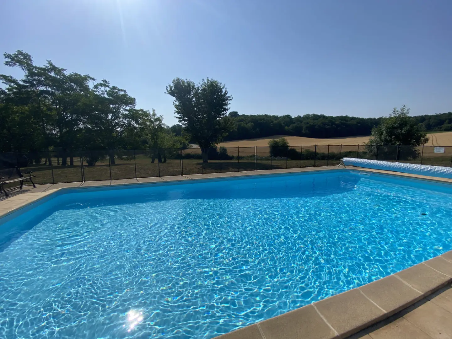 Stone Cottage Of 100 M² With Garden In Aubeterre-sur-dronne