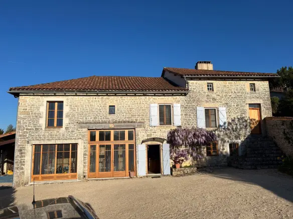 Detached Village House Of 0 M² With Views And Country Gardens In Verteuil