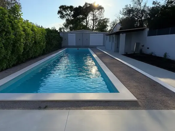 2-bedroom Detached House In Kalivia Thorikou, Greece (78 M²)