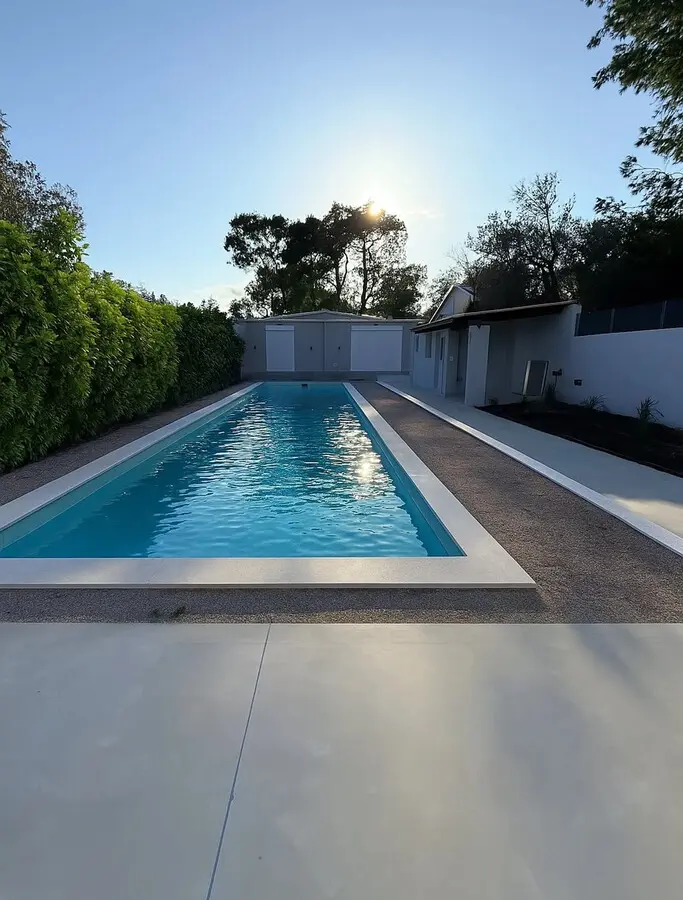 2-bedroom Detached House In Kalivia Thorikou, Greece (78 M²)