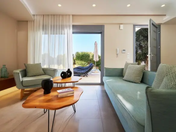 2-bedroom Villa In Chersonisos, Greece (104 M²)