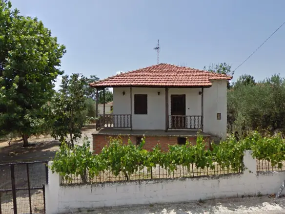 2-bedroom Detached House In Vertiskos, Greece (65 M²)
