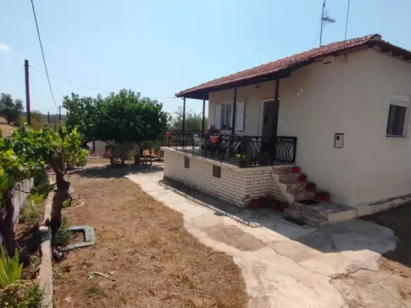 2-bedroom Detached House In Vertiskos, Greece (65 M²)