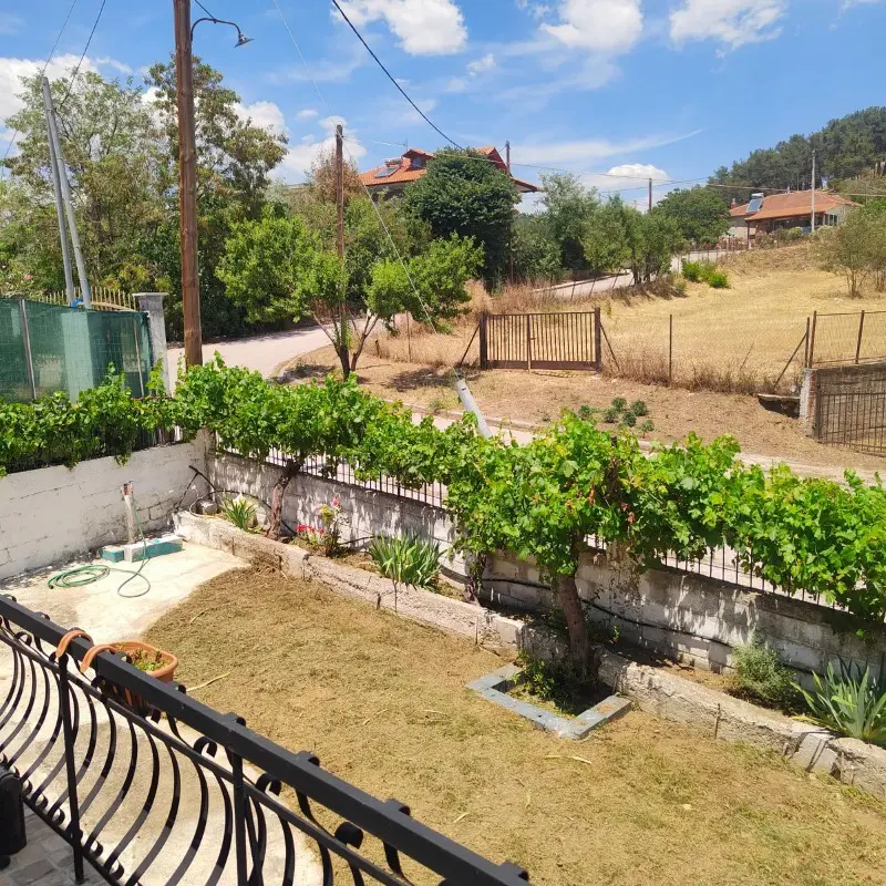 2-bedroom Detached House In Vertiskos, Greece (65 M²)