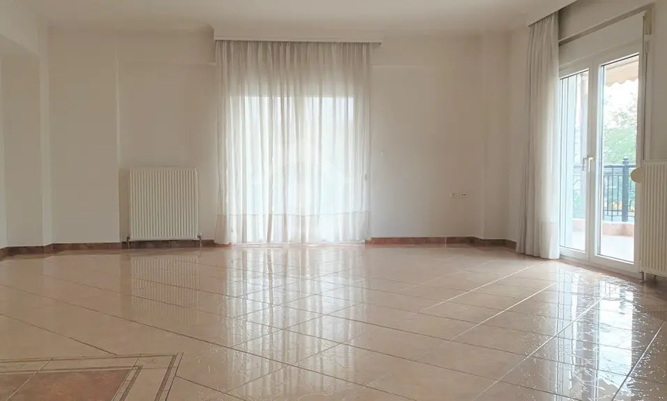 Flat Of 90 M² In Thessaloniki