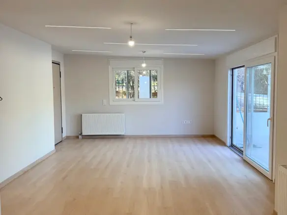 2-bedroom Detached House In Kalivia Thorikou, Greece (78 M²)
