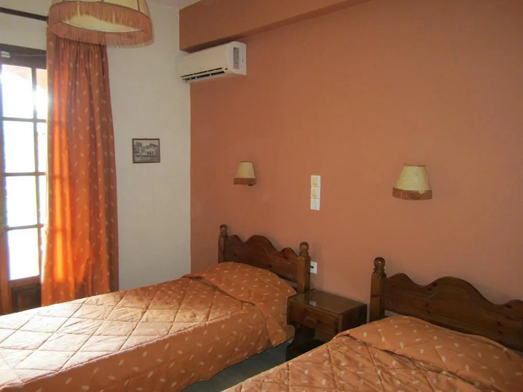 Complex Of 187 M² In Corfu