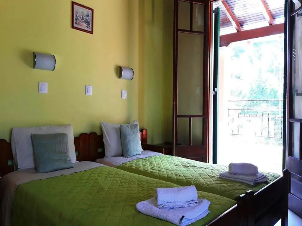 Complex Of 187 M² In Corfu