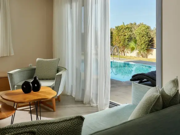 2-bedroom Villa In Chersonisos, Greece (104 M²)
