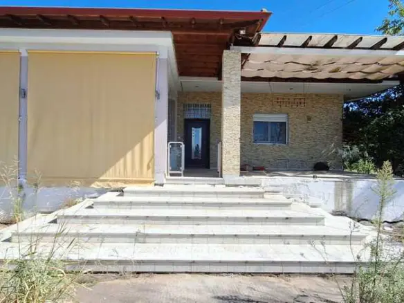 Detached House In Lagkadas, Greece (200 M²)