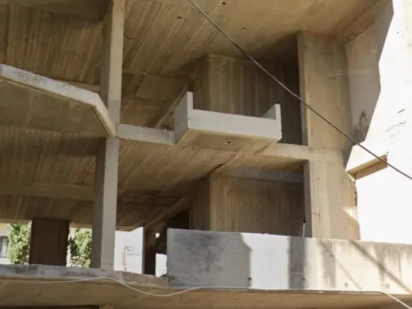 Building In Agios Dimitrios, Greece (472 M²)