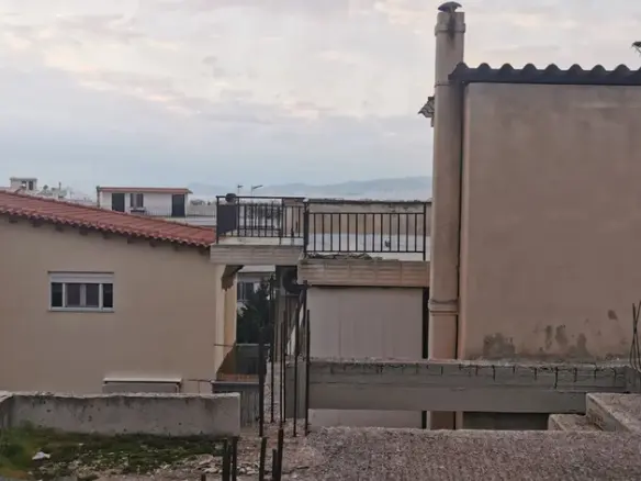Building In Agios Dimitrios, Greece (472 M²)