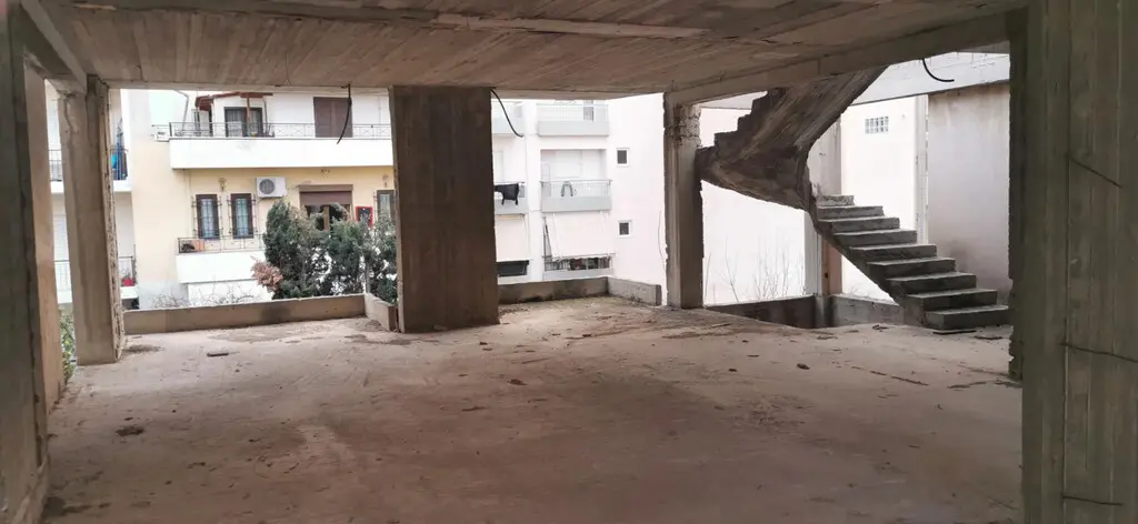 Building Of 472 M² In Athens