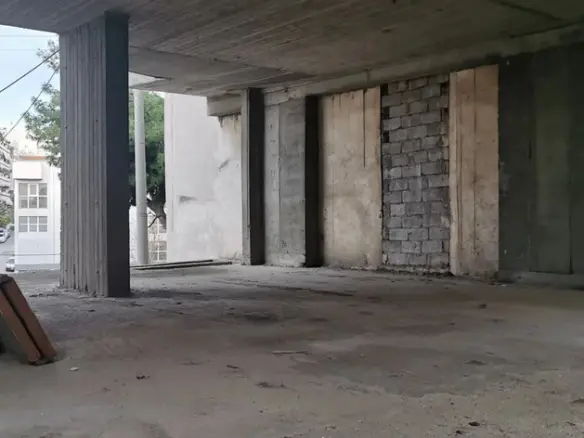 Building In Agios Dimitrios, Greece (472 M²)