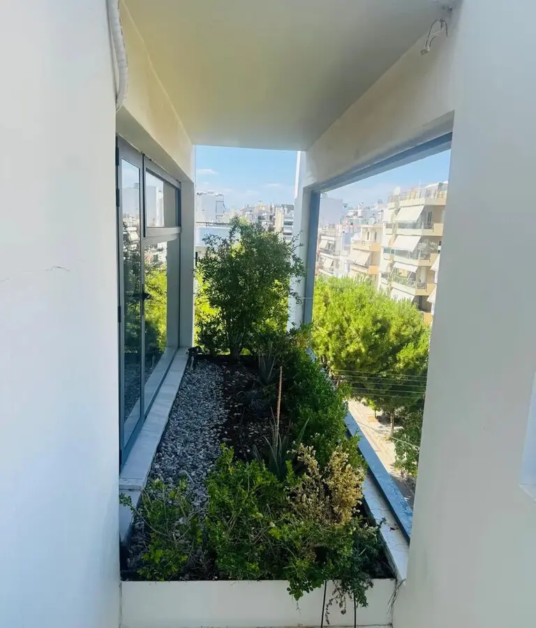 3-bedroom Maisonette In Palaio Faliro, Greece (151 M²)