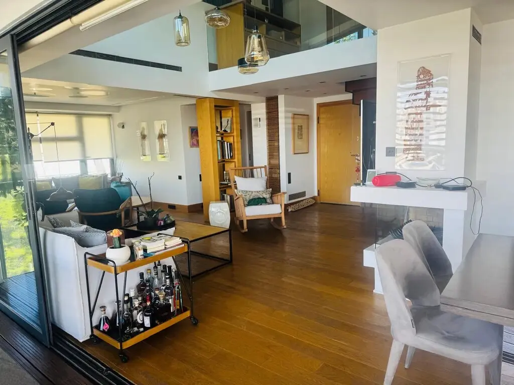 Maisonette Of 151 M² In Athens
