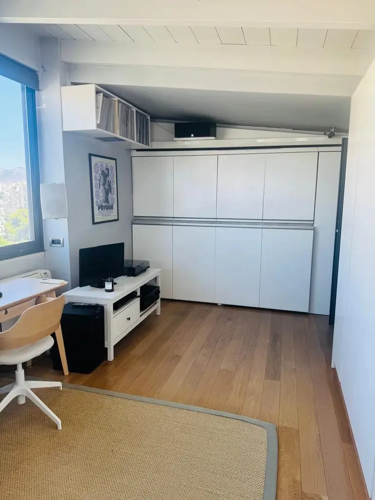 Maisonette Of 151 M² In Athens