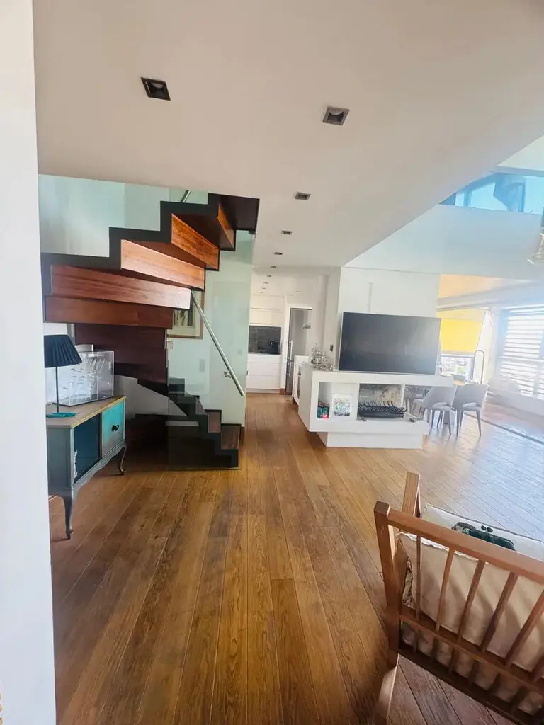 Maisonette Of 151 M² In Athens