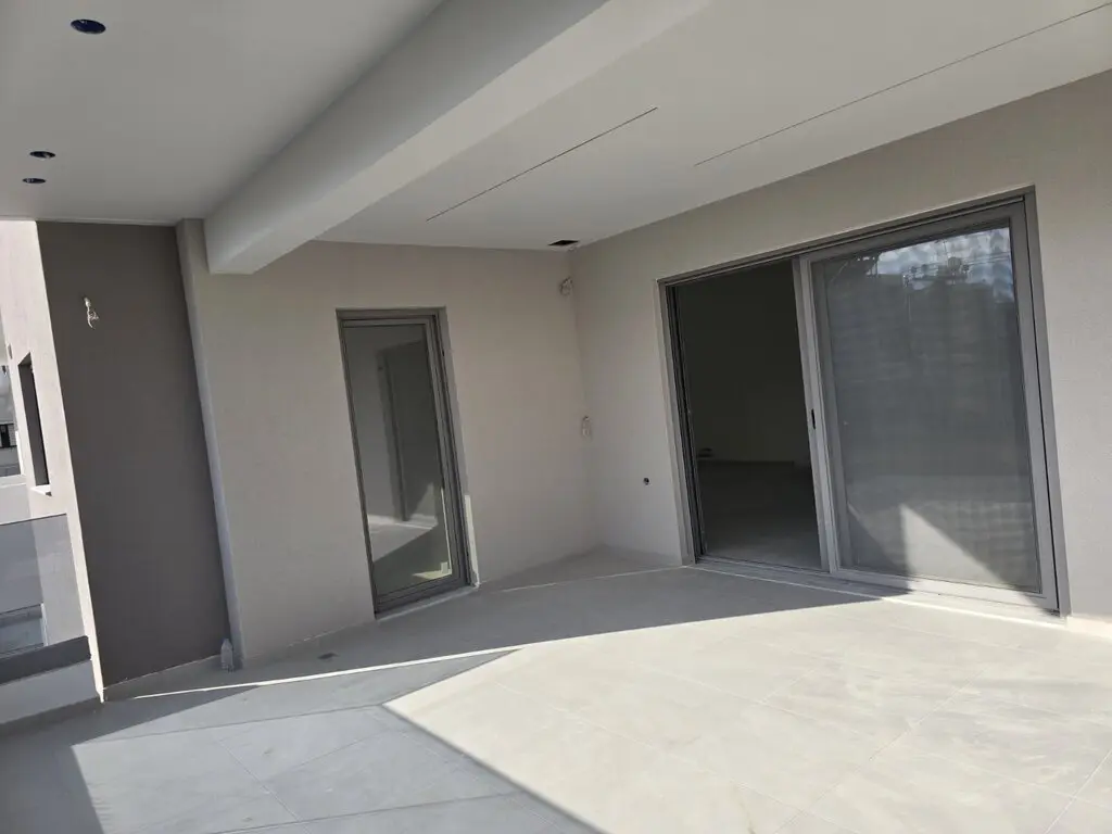 Flat Of 109 M² In Athens