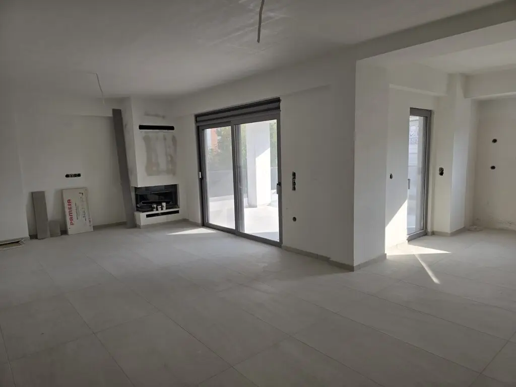 Flat Of 109 M² In Athens