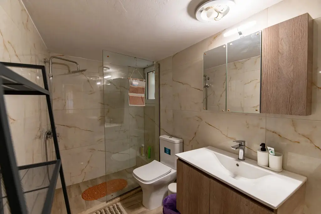Flat Of 106 M² In Athens