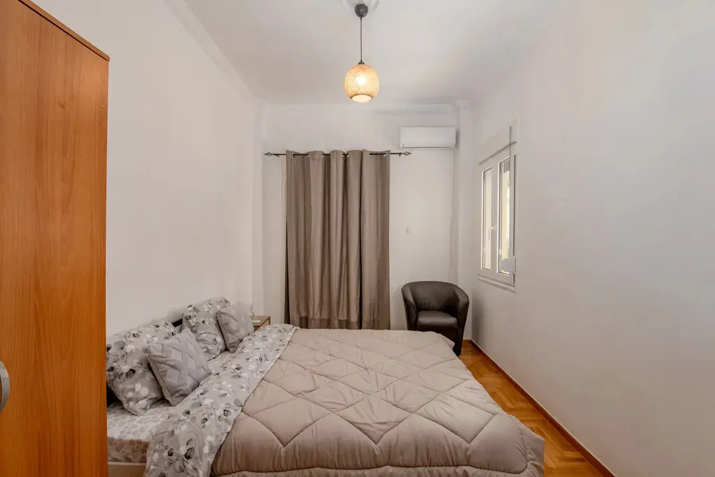 Flat Of 106 M² In Athens