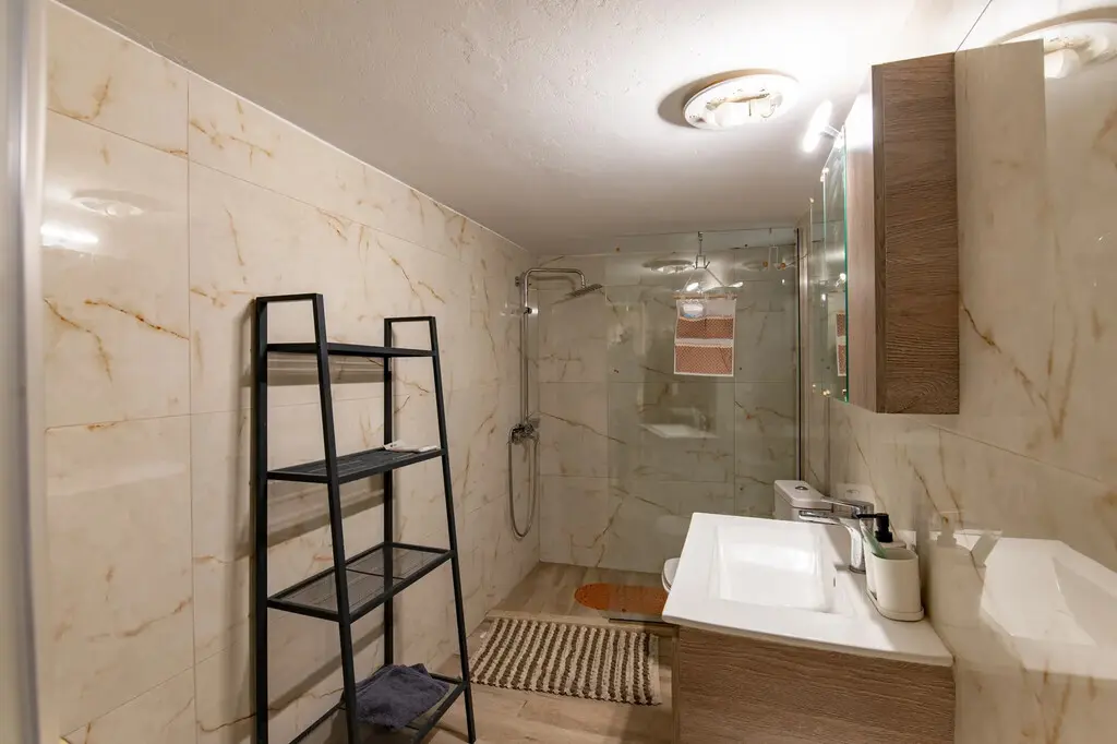 Flat Of 106 M² In Athens