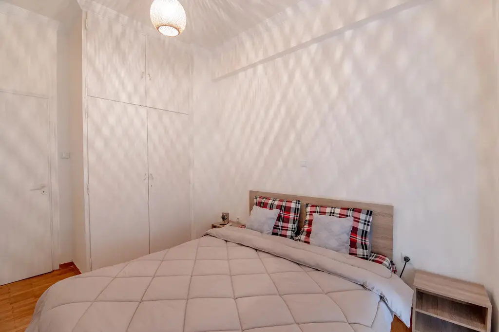 Flat Of 106 M² In Athens