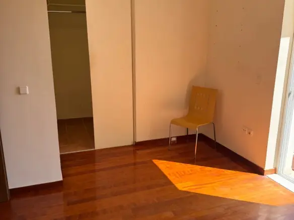 3-bedroom Maisonette In Voula, Greece (150 M²)