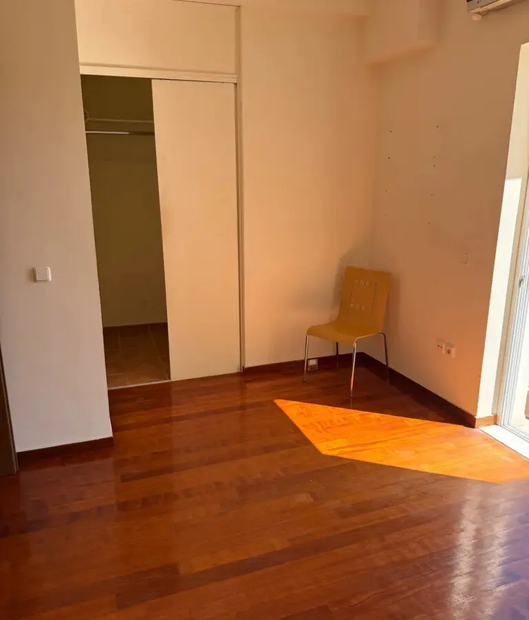 3-bedroom Maisonette In Voula, Greece (150 M²)
