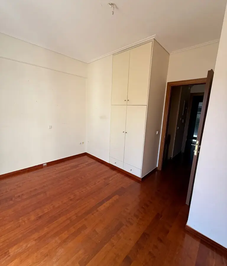 3-bedroom Maisonette In Voula, Greece (150 M²)